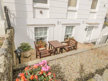 Log Cabin for 4 People in Filey, North Yorkshire, Photo 1