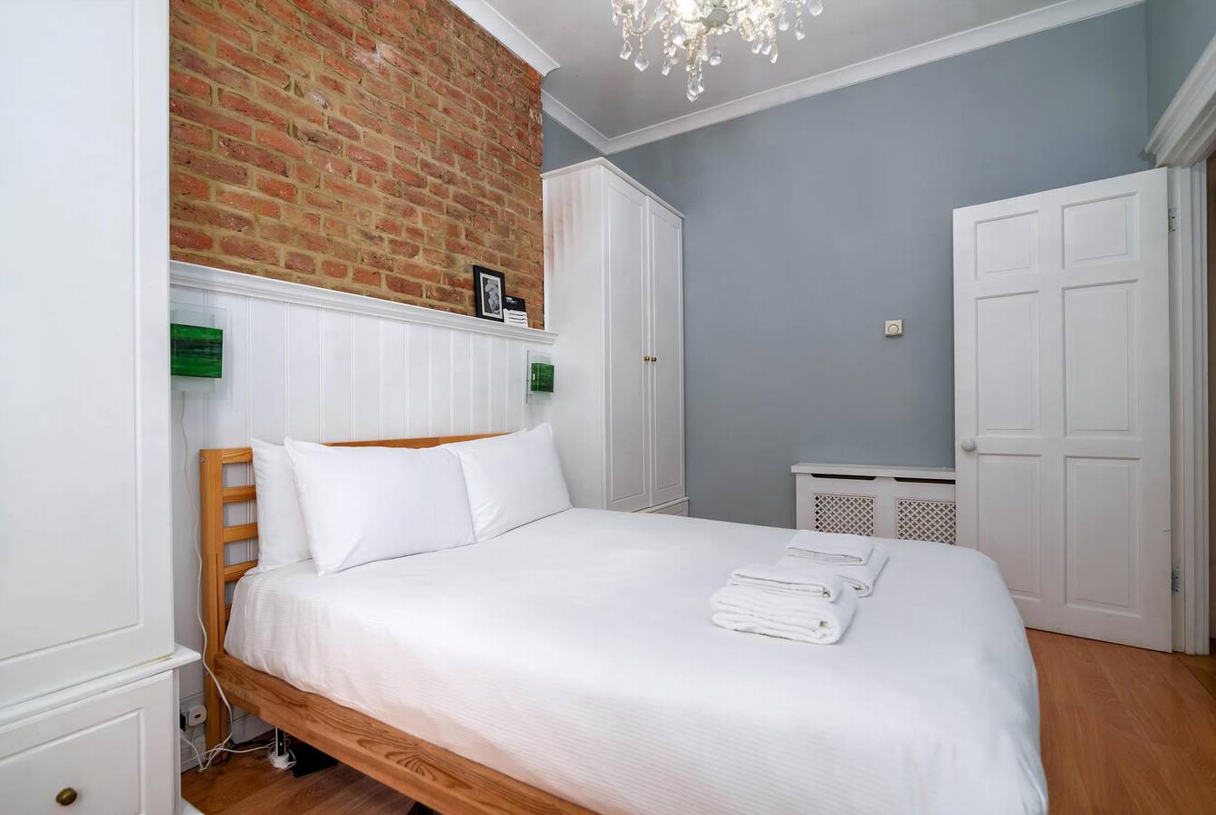 Entire apartment, Guestready - Spacious & Stylish 1Br in Camden in Camden, London