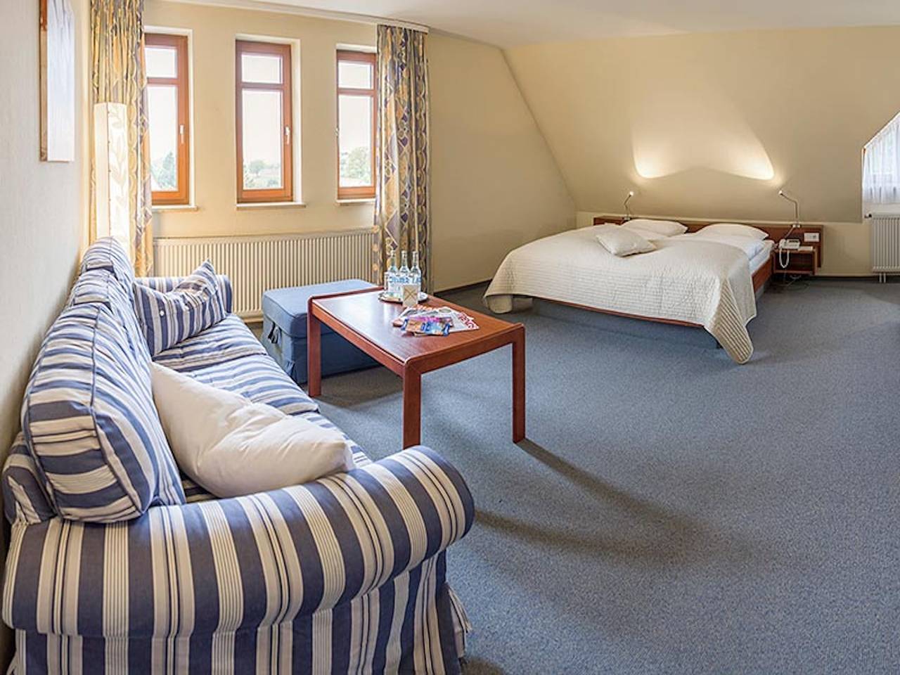 Landhaus Wolf - Dreibettzimmer in Schwäbisch Hall, Hohenlohe