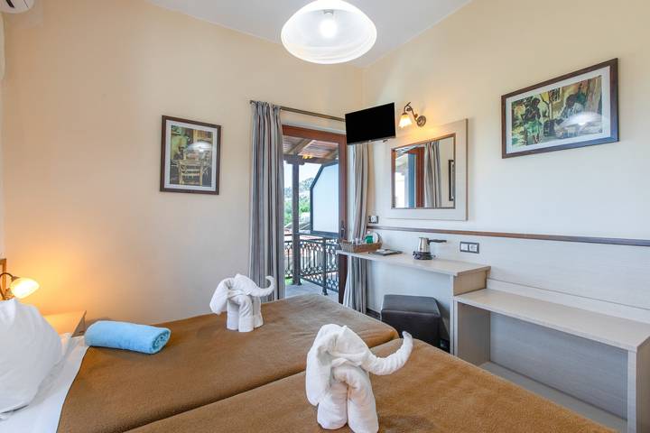Ferienwohnung für 2 Personen, mit Balkon und Garten in Agia Galini