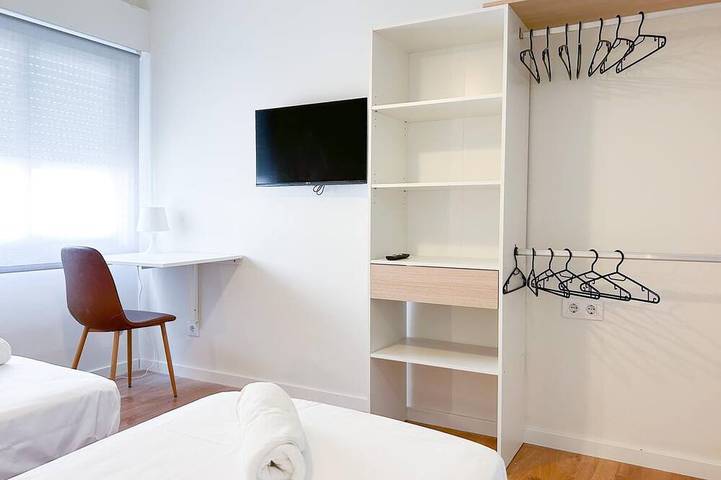 Appartement entier, Modern Spacious 3-bed Apartment by Hostem in Vilanova i la Geltrú, Garraf