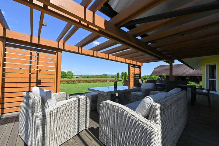 Villa für 6 Personen, mit Pool und Sauna sowie Garten und Whirlpool, kinderfreundlich in Slowenien - 4