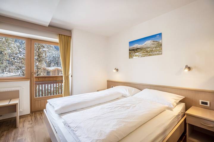 Monolocale intero, Runcac - Appartamento Salt con vista sulle montagne, Wi-Fi e balcone in San Vigilio di Marebbe, Marebbe