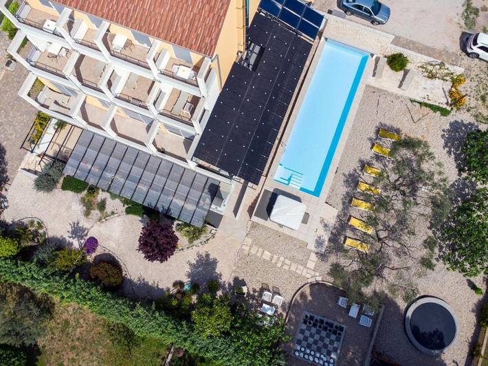 Maison d’hôte pour 2 personnes, avec jardin ainsi que piscine et vue, animaux acceptés dans Krk - 2