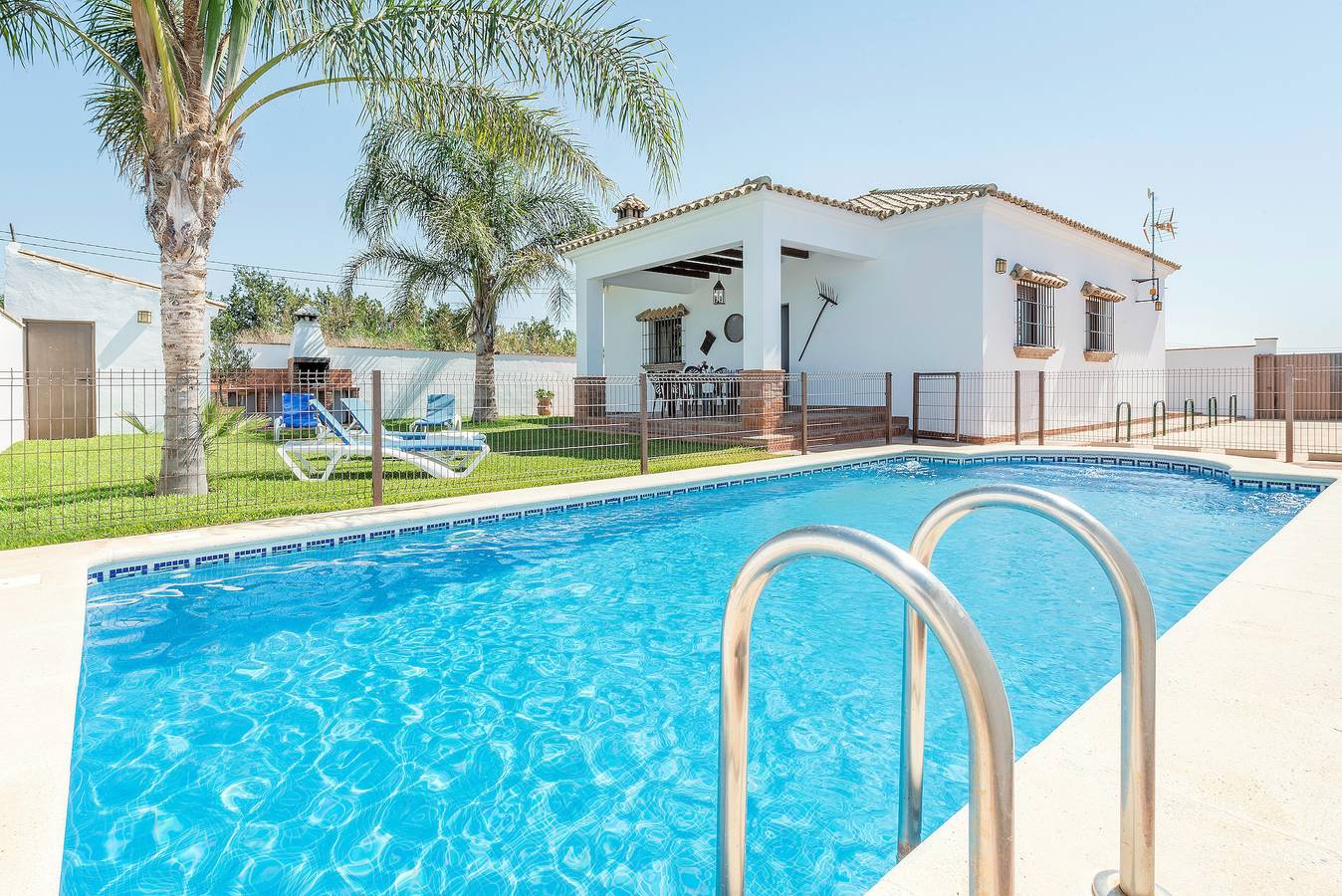 Casa de vacaciones "Villa Conilsur" en un lugar tranquilo con Wi-Fi in Conil de la Frontera, Costa de la Luz