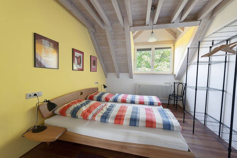 Modernes 220 qm Ferienhaus, Terrasse, Garten, Sauna, Kaminofen in Freiamt, Südschwarzwald