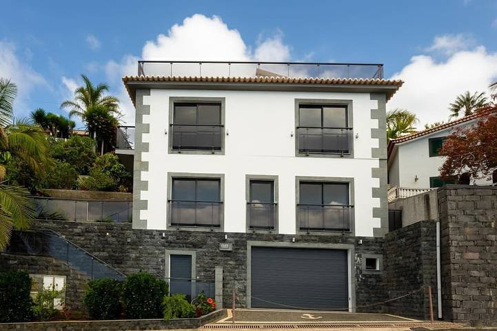 Bed and breakfast for 2 people in Madeira