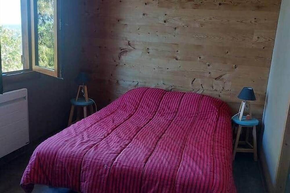 Ô Chalet en bord de piste au cœur du massif alpin in Prémanon, Parc naturel régional du Haut-Jura