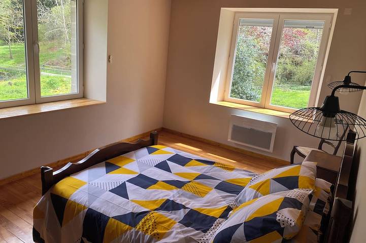 Landhaus für 6 bis 10 Personen in Le Monestier, Regionaler Naturpark Livradois-Forez