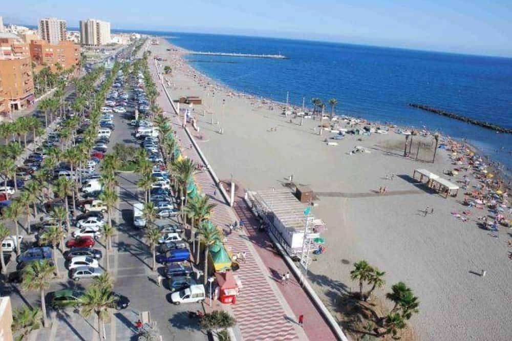 Entire apartment, Beach Front Triplex Townhouse - Ideal for family with children in Almería, Costa de Almería