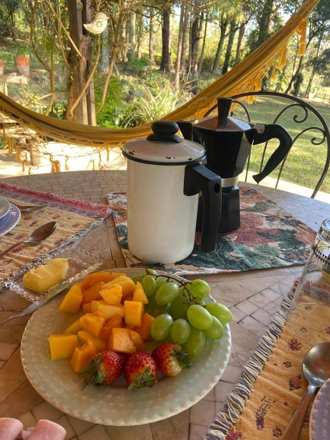 Gîte pour 2 personnes, avec vue ainsi que piscine et jardin à São Roque - 4