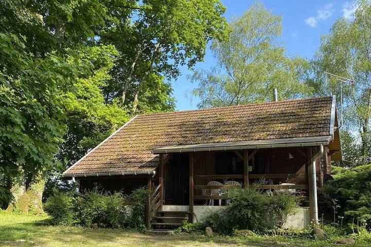 Chalet pour 4 personnes, avec Terrasse et Jardin