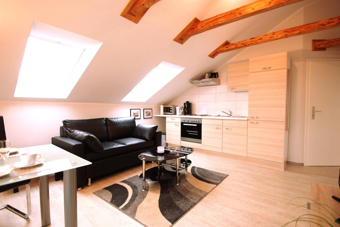 Ganze Ferienwohnung, Gästehaus am Kanal "Fewo Hochbrücke" in Rendsburg, Rendsburg-Eckernförde