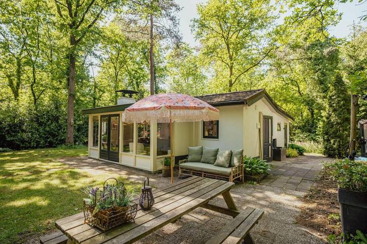 Ferienhaus für 4 Personen, mit Terrasse und Garten sowie Pool und Ausblick