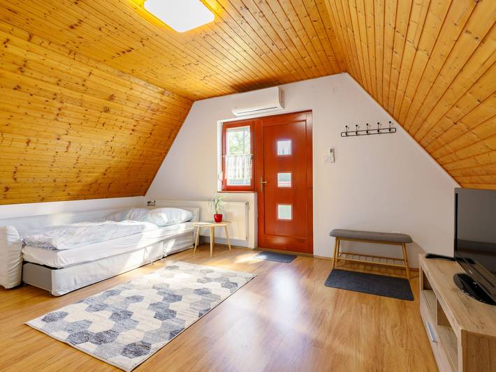 Ganze Wohnung, Emi in Badacsonytomaj, Balaton Region