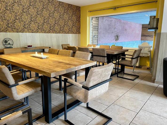 Location de vacances pour 15 personnes, avec sauna ainsi que jardin et piscine à Stoumont - 2