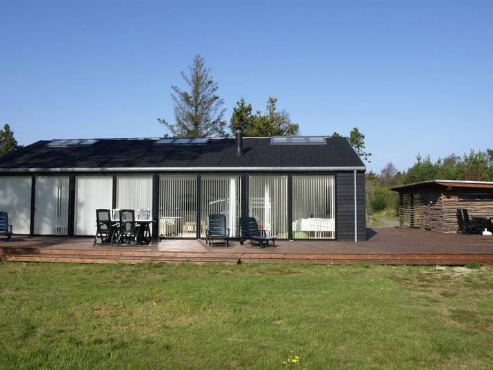 Ferienhaus für 8 Personen, mit Sauna und Terrasse sowie Whirlpool in Bratten
