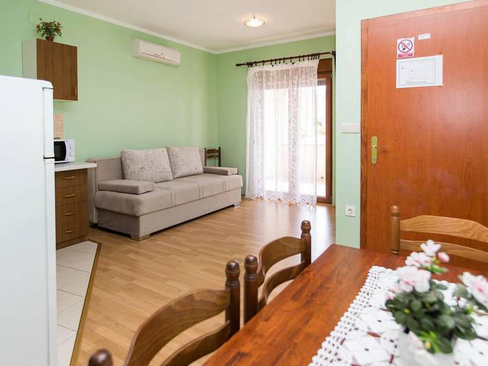 Ferienwohnung für 4 Personen, mit Balkon und Terrasse in Crikvenica - 4