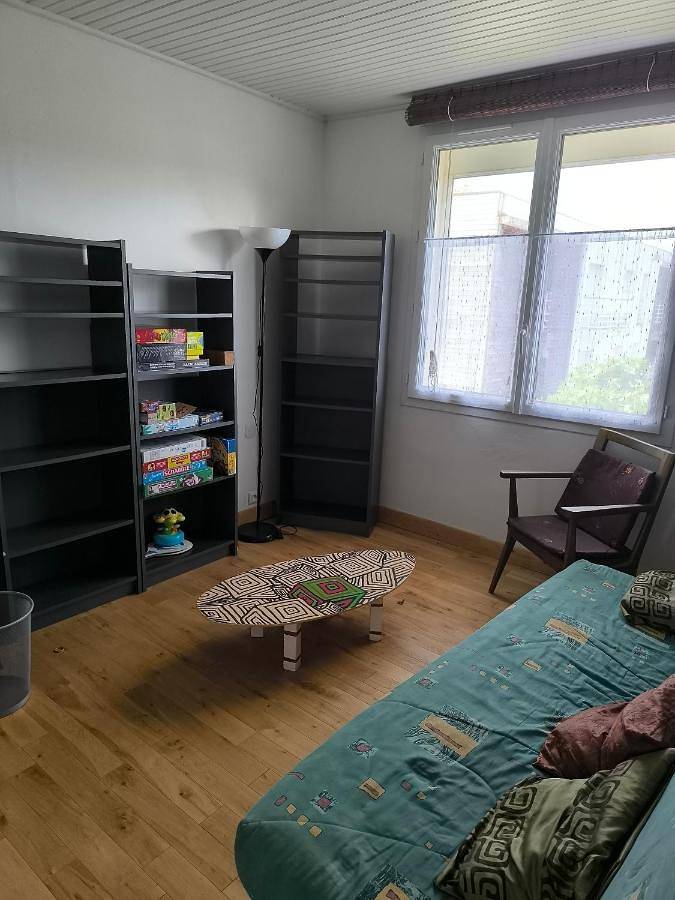 Appartement entier, Three-Bedroom Apartment in Contis, Saint-Julien-en-Born