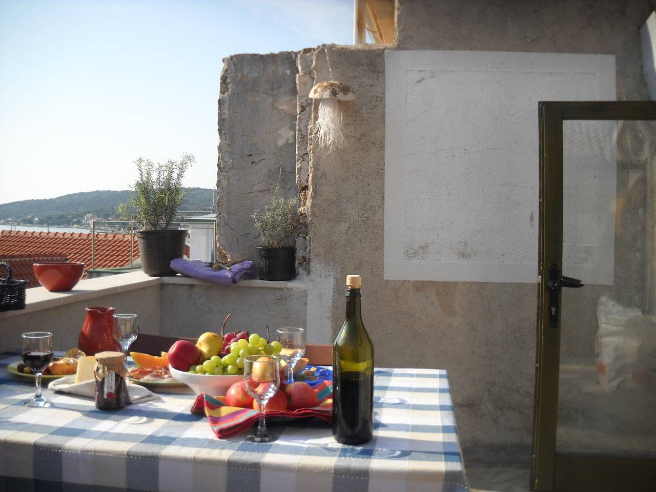 Ganze Wohnung, Ferienwohnung am Meer in Betina in Betina, Tisno