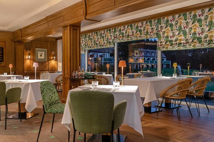 GolfResort Semlin am See - Waldblick Einzelzimmer mit Du oder Bad, Wc, Frühstück und Abendessen in Semlin, Rathenow