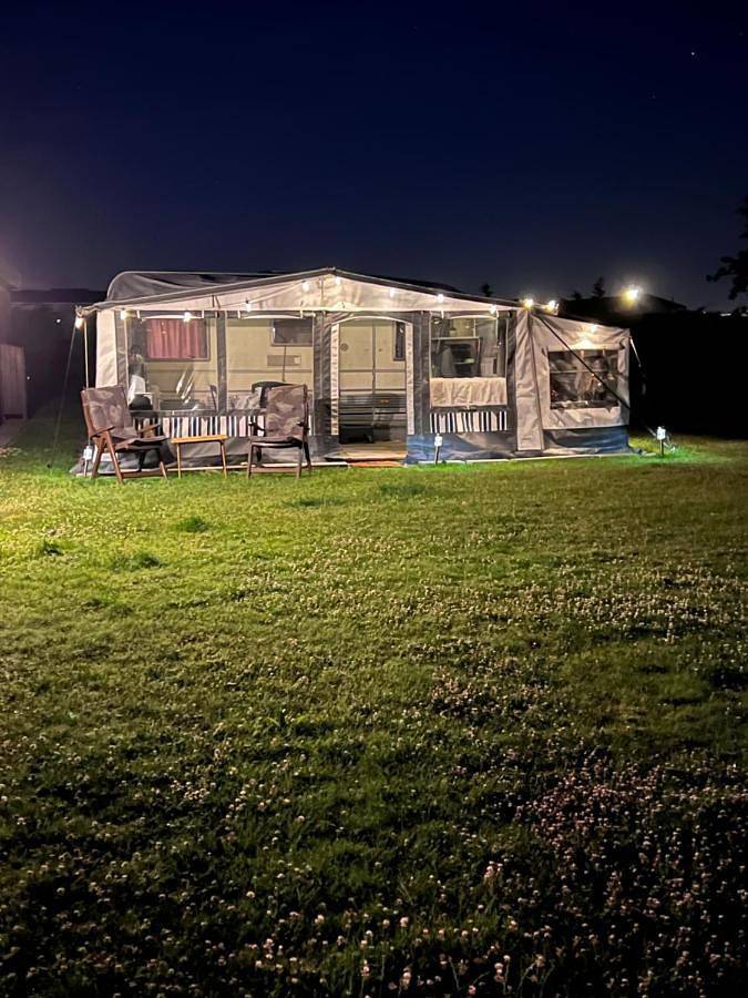 Camping pour 3 personnes, avec jardin