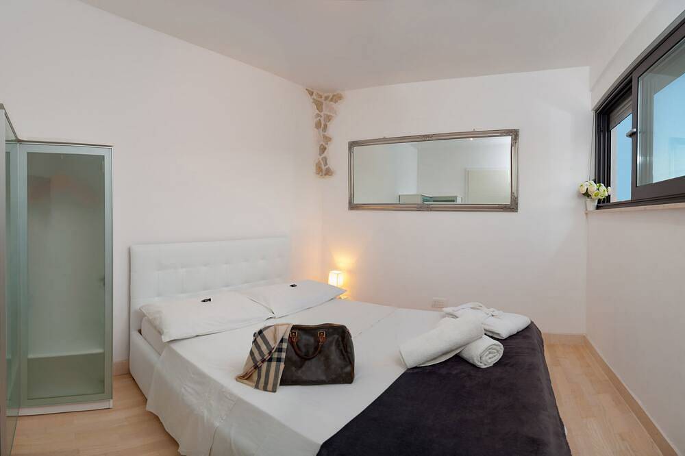 Luxusvilla in Split, wenige Minuten zum Zentrum, Strände, Einkaufsmöglichkeiten, Sportplätze in Split, Split-Dalmatien