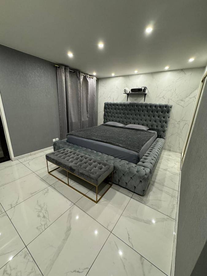 Maison d’hôte pour 2 personnes, avec Balcon et Jacuzzi ainsi que Terrasse et Vue à Gaillard