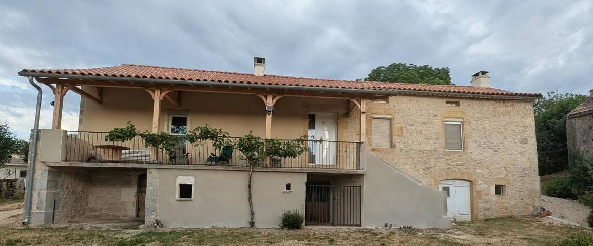 Location de vacances pour 4 personnes, avec Balcon et Terrasse ainsi que Jardin et Vue à Vaylats