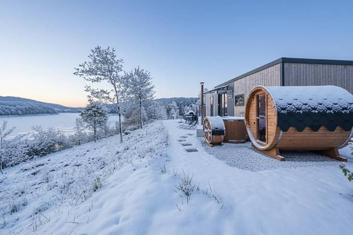 Ferienhaus für 6 Personen, mit Sauna und Whirlpool sowie Garten und Terrasse, mit Haustier in Neunburg vorm Wald