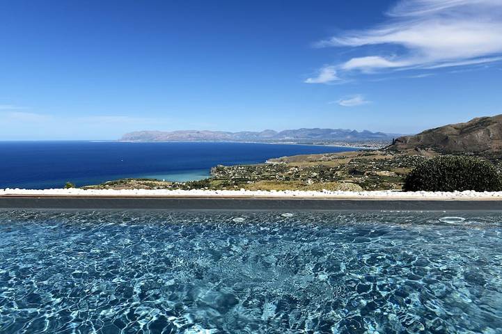 Villa für 10 Personen, mit Garten und Balkon - 1