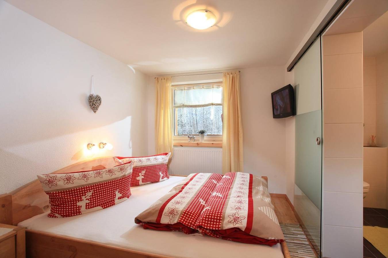 Ganze Ferienwohnung, Ferienwohnung mit 2 Schlafzimmer, 1. Stock in Kelchsau, Hopfgarten im Brixental