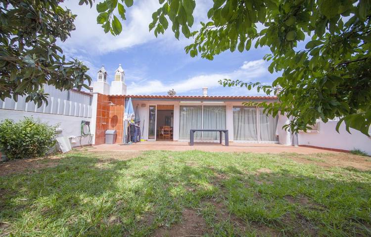 Gîte pour 4 personnes, avec terrasse et jardin à Ferragudo - 2