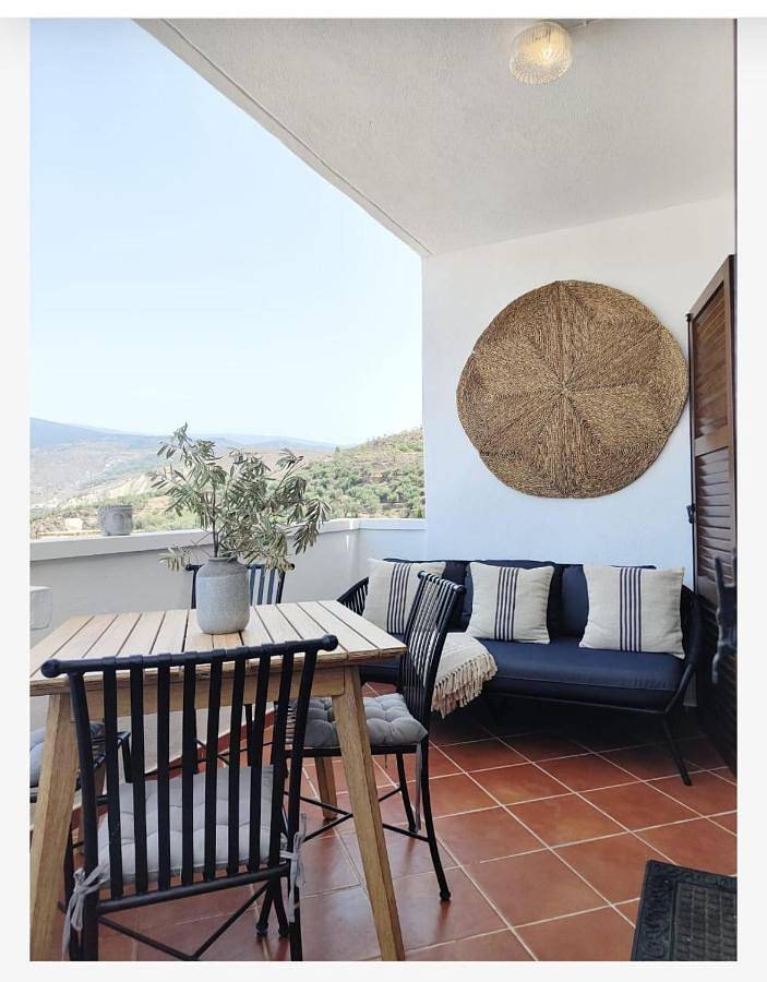 Location de vacances pour 4 personnes, avec Balcon ainsi que Terrasse et Vue à Alcolea