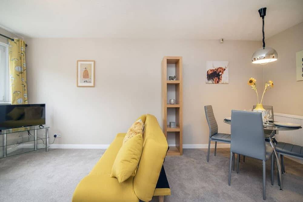 The Kelvin: Peaceful West End River View Property in Glasgow, Greater Glasgow and Clyde Valley