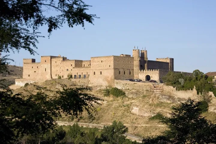 Hotel for 10 people, with garden and terrace - 1