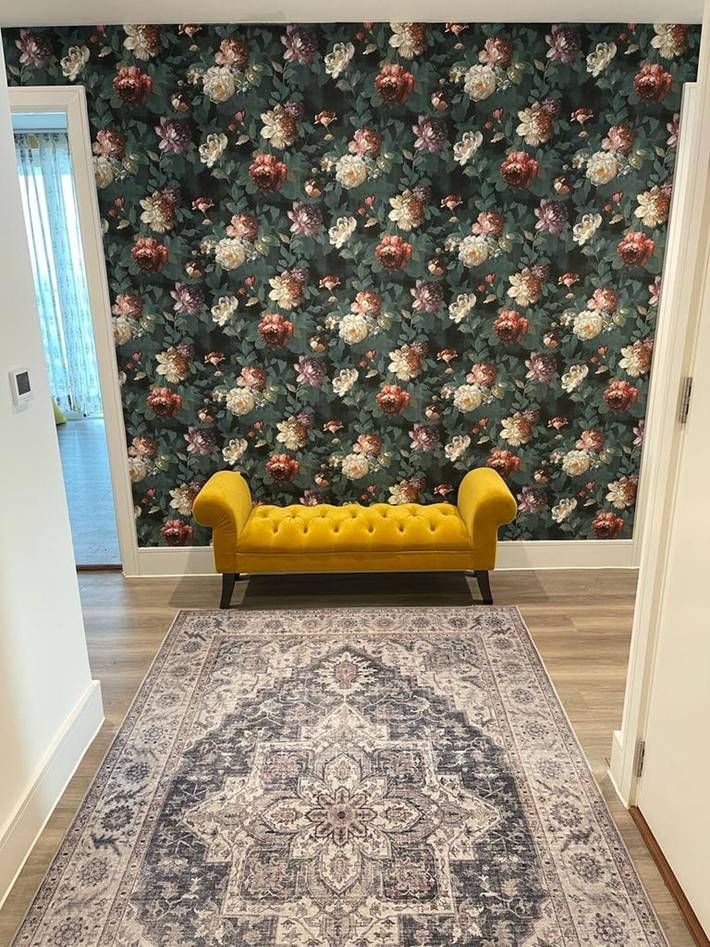 Holiday apartment for 6 people, with balcony, child-friendly in Ealing