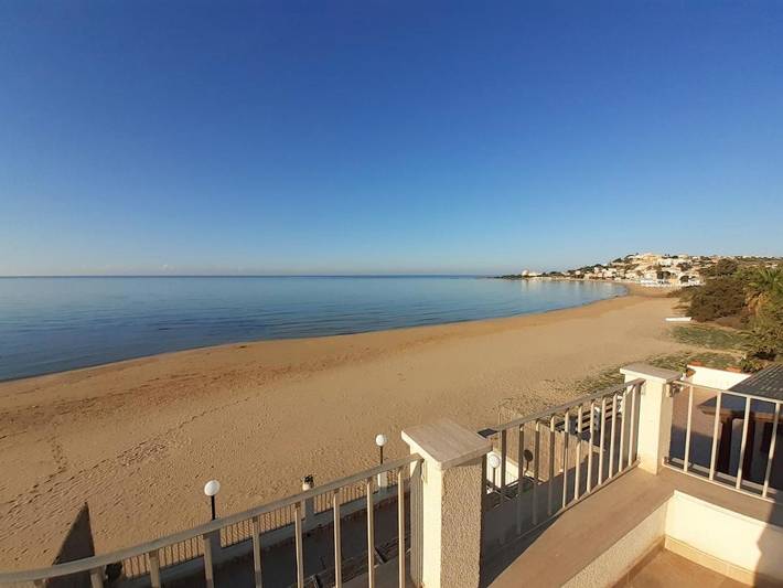 Gîte pour 4 personnes, avec vue et terrasse, adapté aux familles à Porto Empedocle - 4