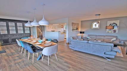 Location De Vacances pour 8 Personnes dans La Nartelle, Sainte-Maxime, Photo 3