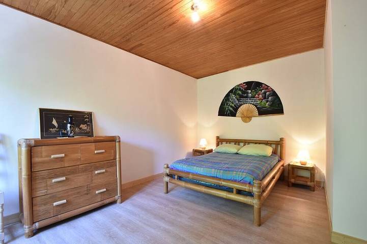Location de vacances pour 8 personnes, avec terrasse et jardin à Yvias - 4