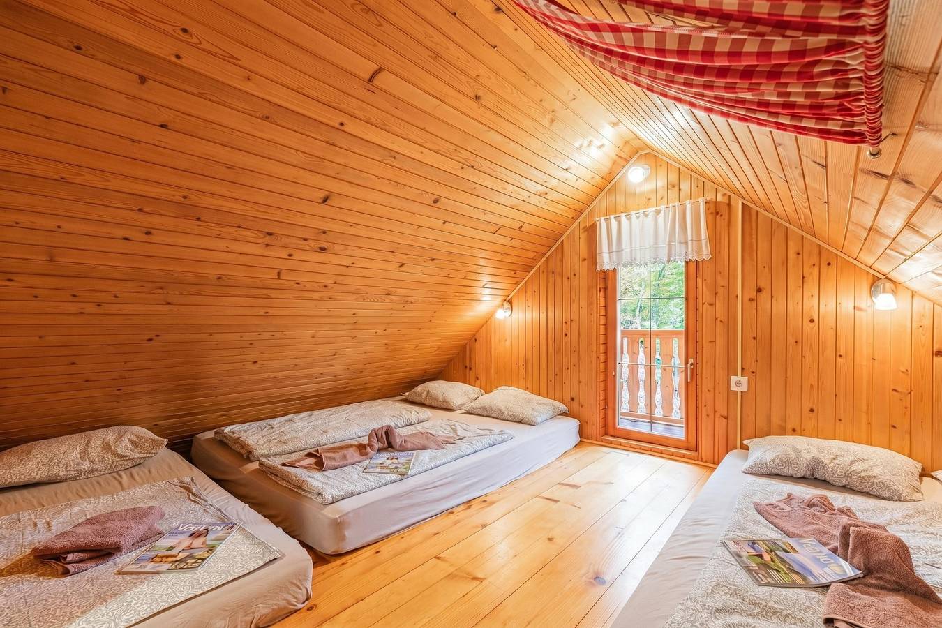 Rudnica Hill Lodge with Private Garden in Untersteiermark