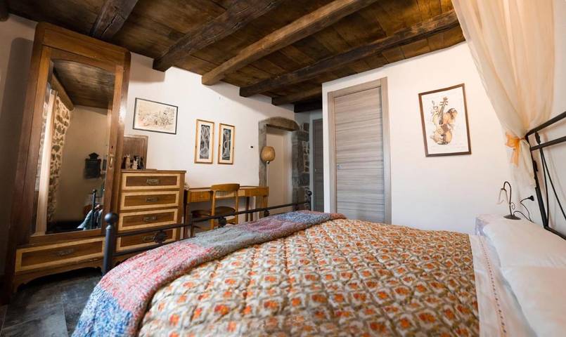 Location de vacances pour 2 personnes, avec jardin et vue, animaux acceptés à San Giovanni Bianco - 2