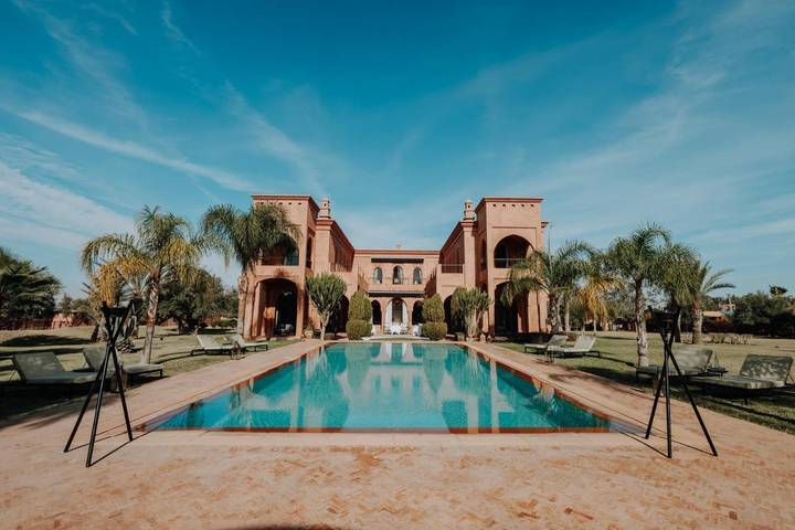 Maison d’hôte pour 2 personnes, avec sauna et piscine ainsi que jardin et vue au Maroc