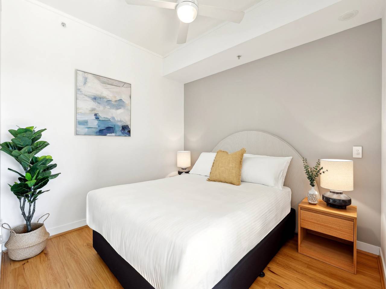 Entire apartment, Elegant Inner-City 1-Bed with Rooftop Dining in Fortitude Valley, Brisbane