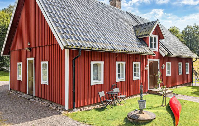 Ferienhaus für 8 Personen, mit Garten
