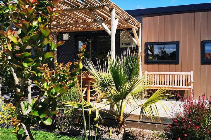 Mobil home pour 6 personnes dans Plage De La Paree Du Jonc