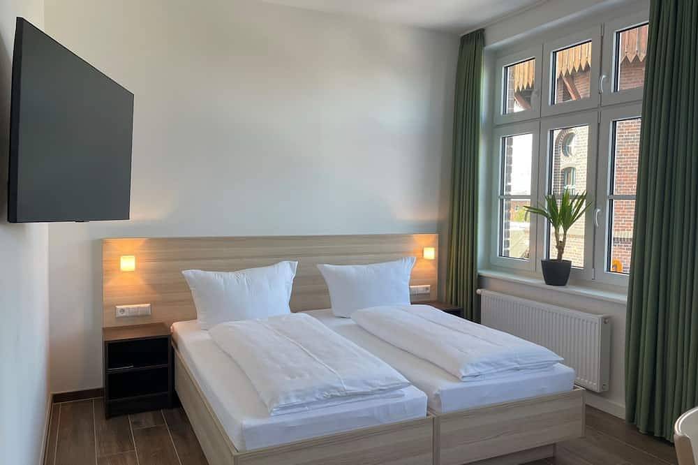 Ganze Wohnung, Gästehaus Besandung - Appartement 303 - Lokschuppen Pasewalk- Gästehäuser mit Dz in Pasewalk, Vorpommern