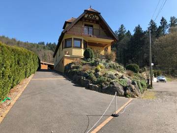 Gîte pour 5 personnes, avec vue et terrasse à Buhl