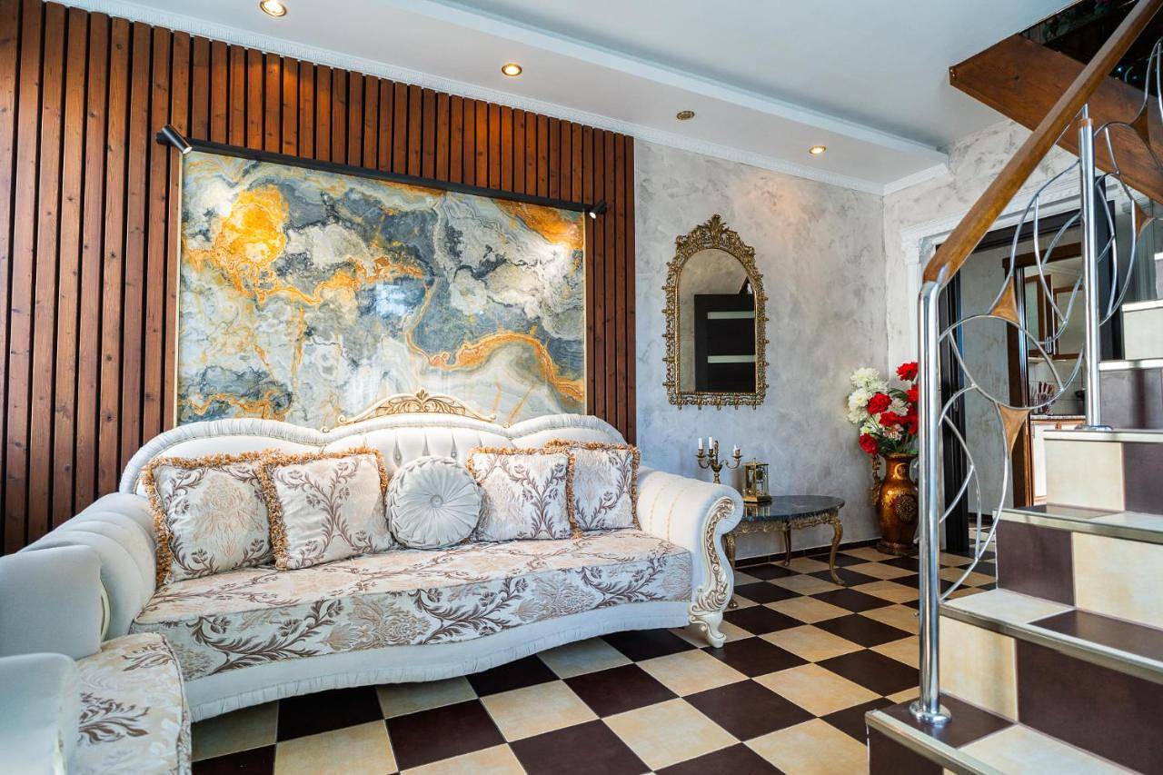 Superior Villa in Bucharest, Walachia
