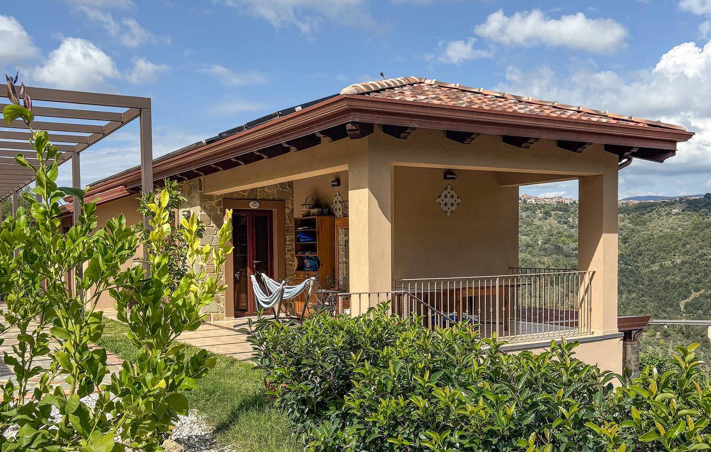 Appartamento moderno e spazioso vicino al centro di Rutino in Torchiara, Cilento